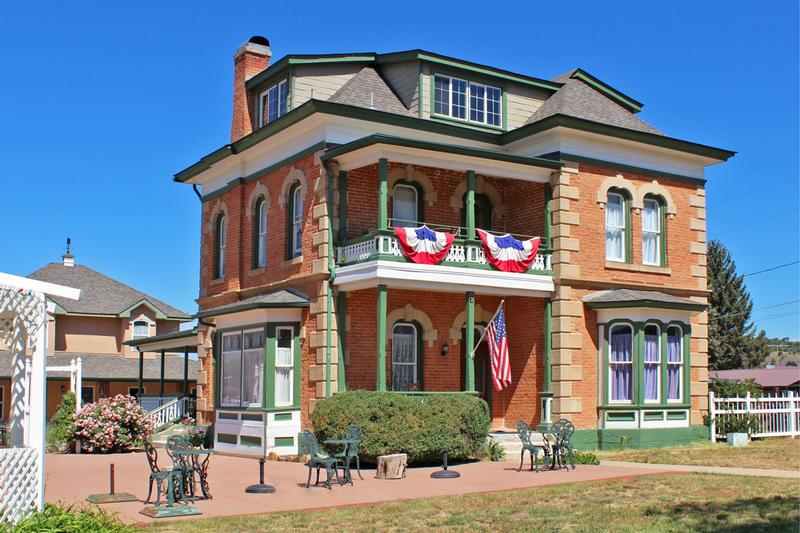 Historic Bauer House, main residence