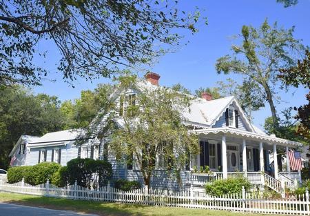 1890 Victorian Cottage photo