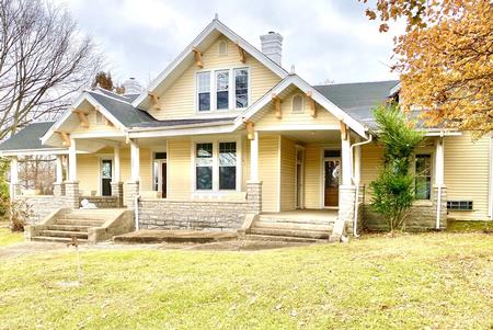 1902 Craftsman Bungalow photo