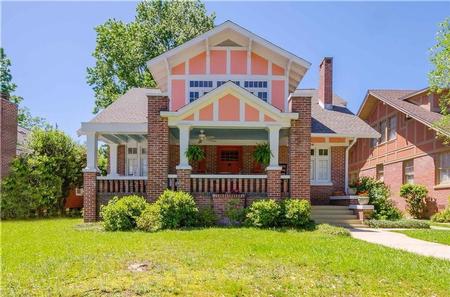 1915 Arts & Crafts (Craftsman) photo