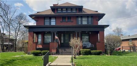 1915 American Foursquare photo