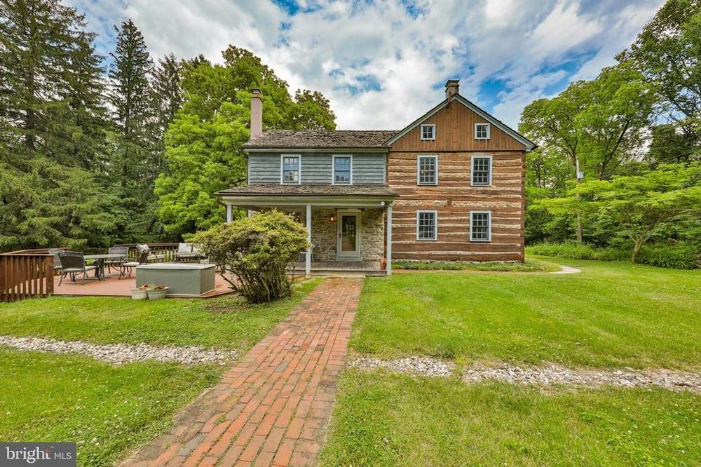 1800 Log Home Off Market in Barto, Pennsylvania