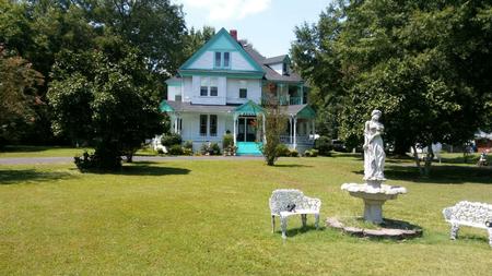 1895 Victorian: Queen Anne photo