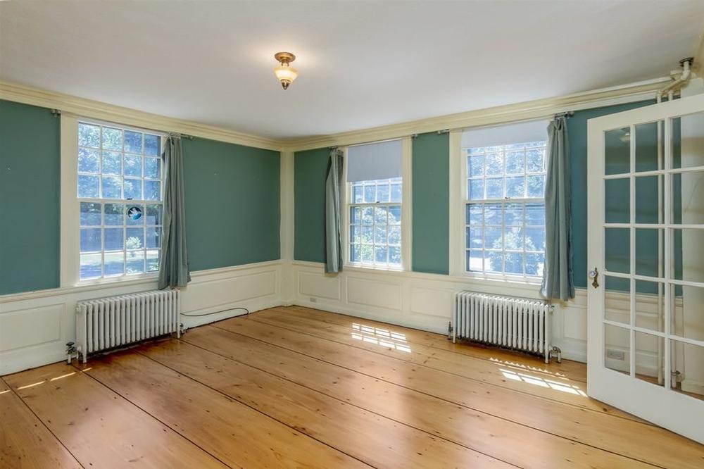 1789 Colonial For Sale in Dunbarton, New Hampshire