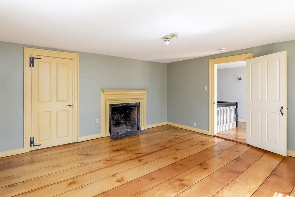 1789 Colonial For Sale in Dunbarton, New Hampshire
