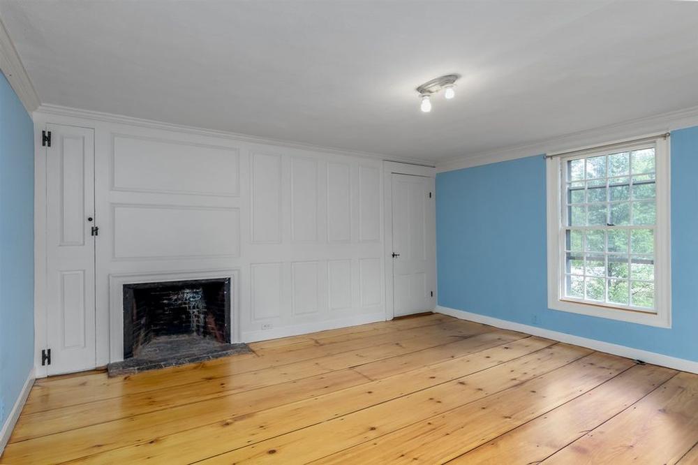 1789 Colonial For Sale in Dunbarton, New Hampshire