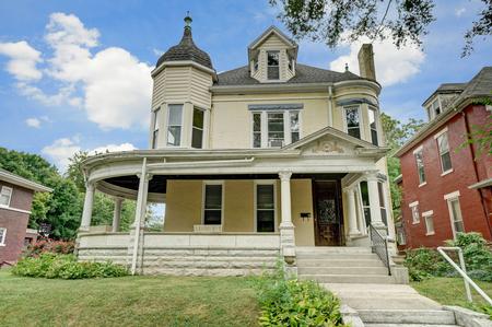 1874 Victorian: Eastlake photo