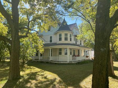 1900 Victorian: Queen Anne photo