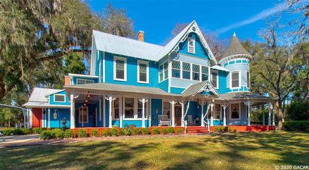 1900 Victorian: Queen Anne photo