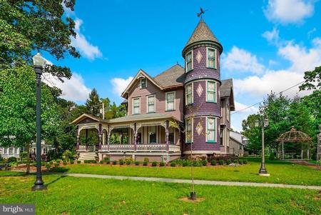 1874 Victorian: Queen Anne photo