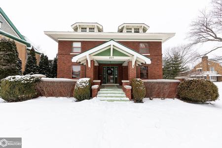 1917 Arts & Crafts (Craftsman) photo