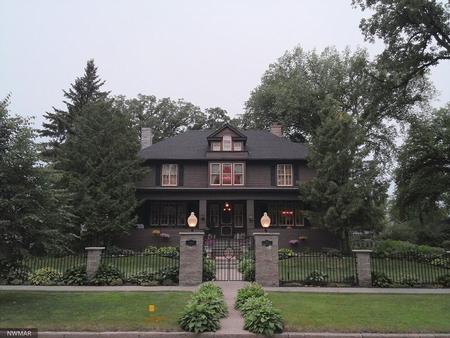 1904 Arts & Crafts (Craftsman) photo