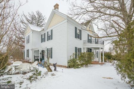 1911 Victorian: Queen Anne photo