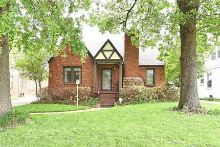1930 Tudor Revival photo