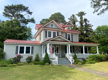 1904 Victorian: Queen Anne photo