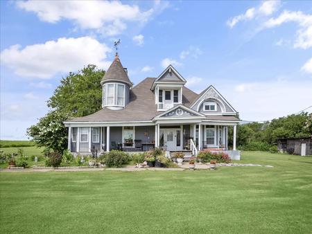 1900 Victorian: Queen Anne photo