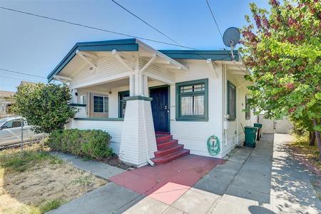 1921 Craftsman Bungalow photo