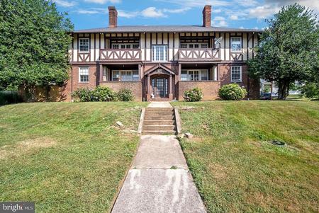 1918 Tudor Revival photo