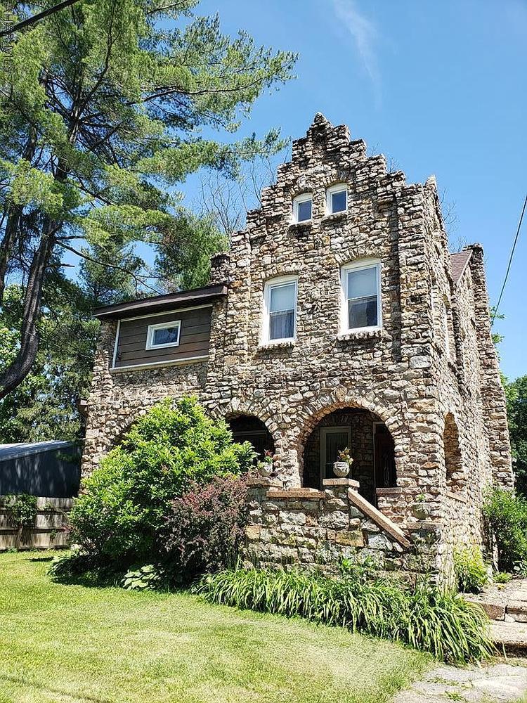 1915 Stone Home For Sale in Altoona, Pennsylvania