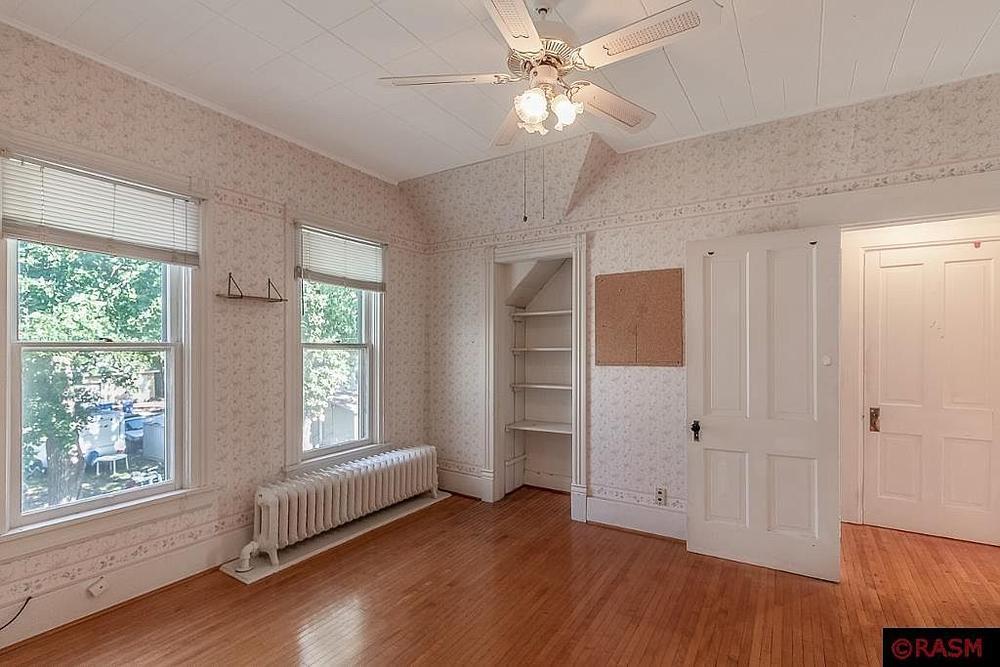 1856 Victorian For Sale in Kasota, Minnesota