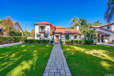 1930 Spanish Revival photo