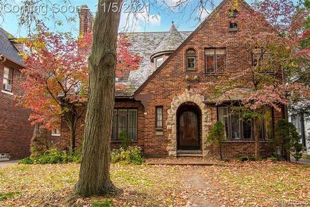 1926 Tudor Revival photo