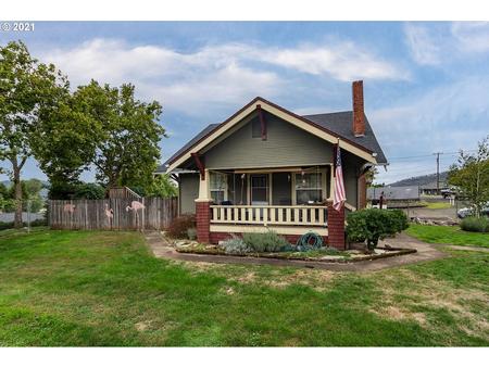 1918 Craftsman Bungalow photo