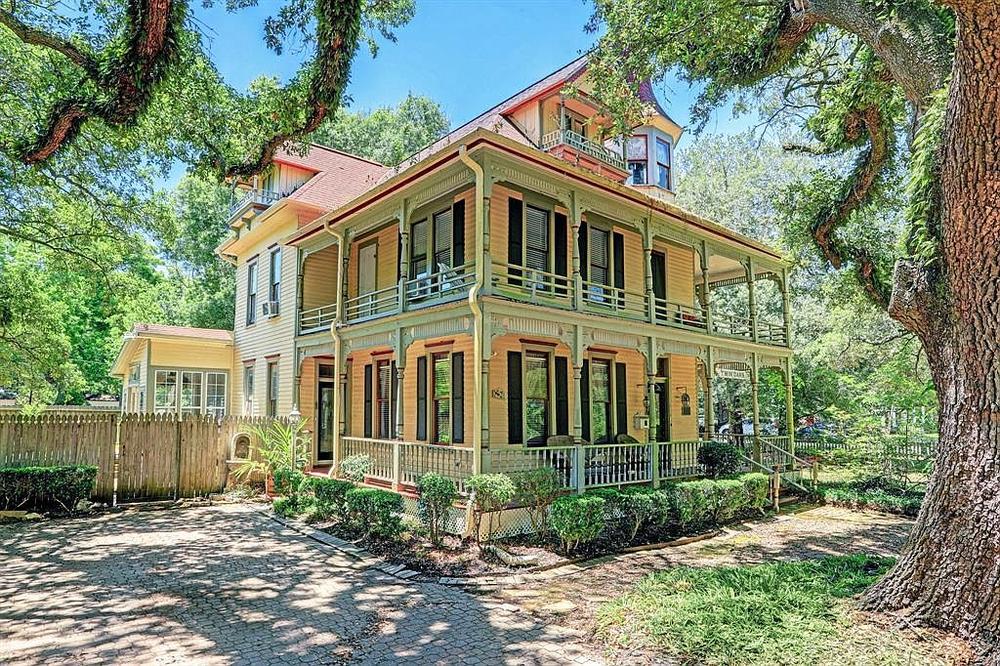 1901 Victorian Sold in Alvin, Texas