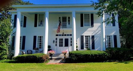 1860 Plantation photo