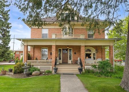 1900 American Foursquare photo