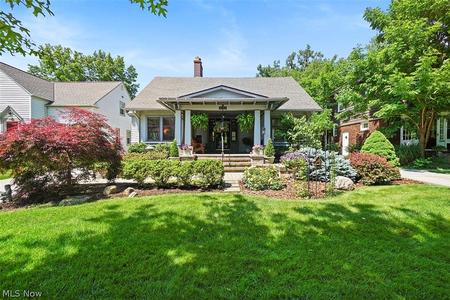 1917 Craftsman Bungalow photo