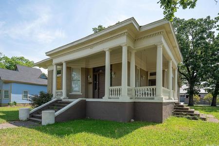 1930 Greek Revival photo