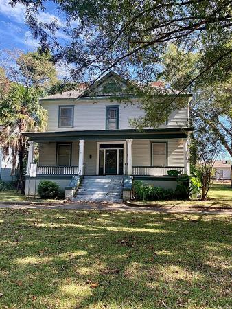 1850 American Foursquare photo
