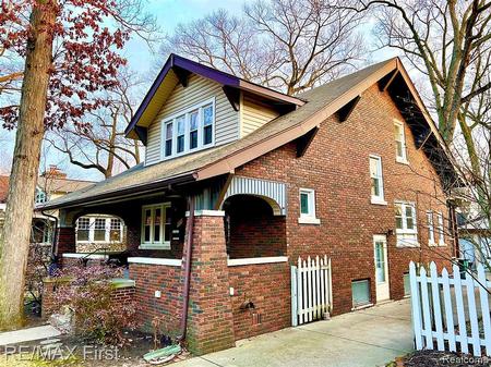 1922 Craftsman Bungalow photo