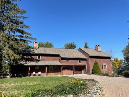 1825 Farmhouse photo