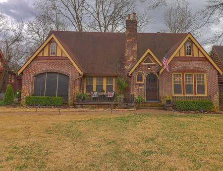 1930 Tudor Cottage photo
