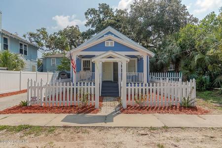 1920 Bungalow photo