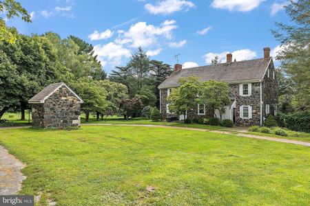 1774 Colonial photo