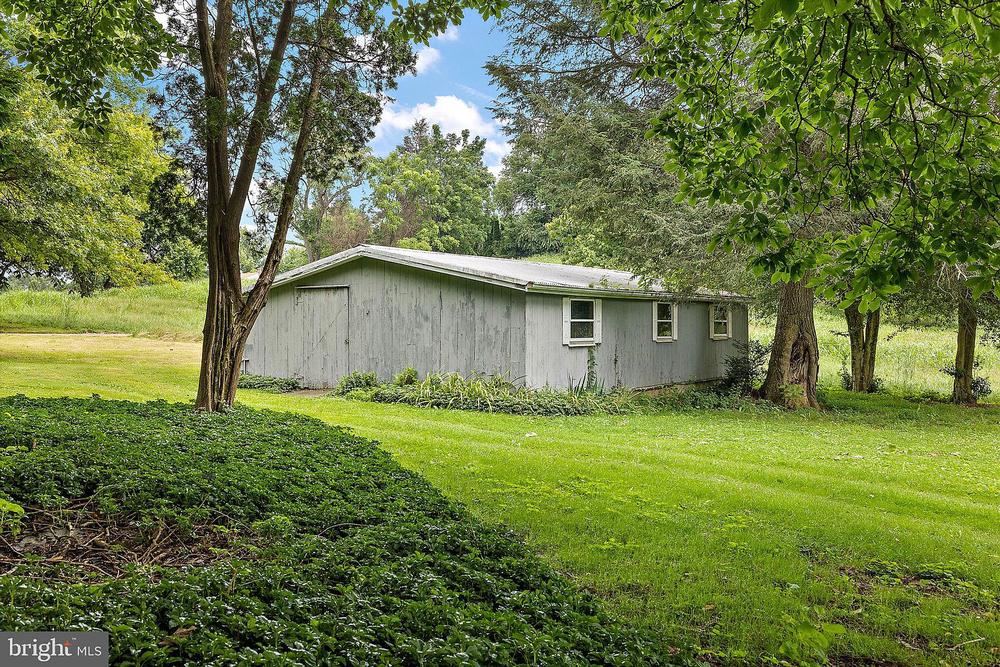 c. 1774 Colonial For Sale in Square, Pennsylvania