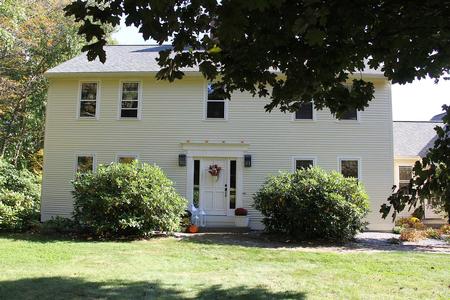 1973 Colonial Reproduction photo