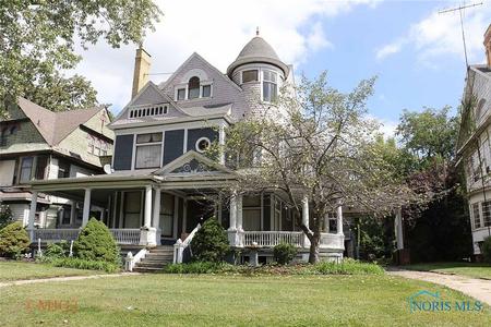 1900 Victorian: Queen Anne photo