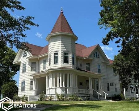 1900 Victorian: Queen Anne photo