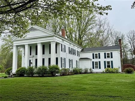 1820 Early Classical Revival photo