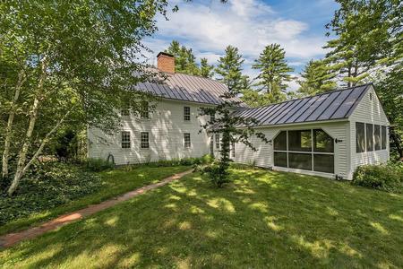 1777 Colonial photo