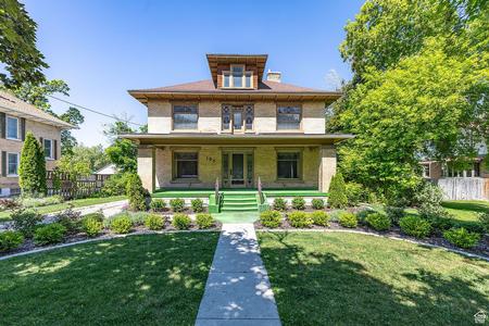 1911 American Foursquare photo