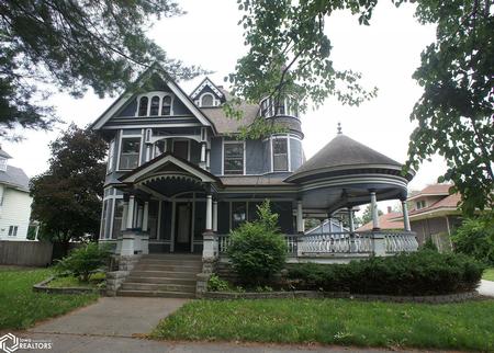 1901 Victorian: Queen Anne photo