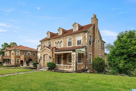 1930 Georgian Colonial photo