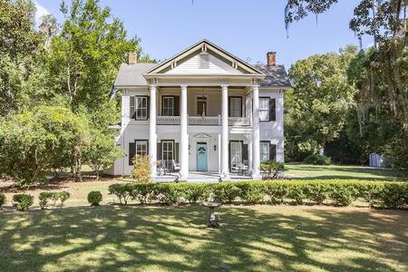 1910 Neoclassical photo